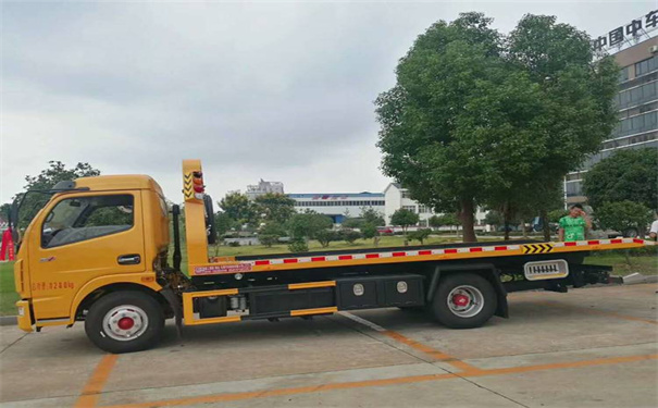 长寿定远24小时拖车救援电话号码，定远道路救援公司怎么收费的